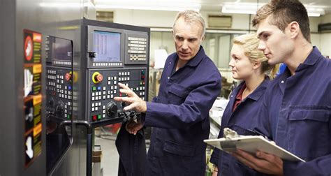 CNC Machinist Training Courses & Schools .